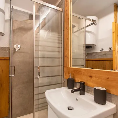 Casa Andrea Vista Monte Bianco * 필라