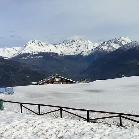 Casa Andrea Vista Monte Bianco * Pila